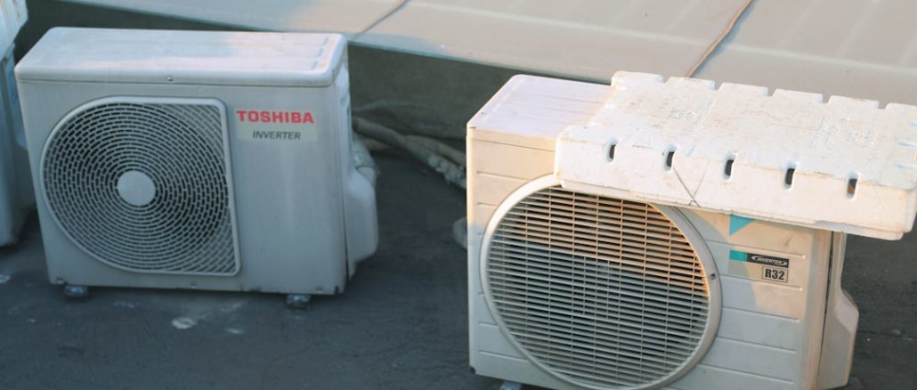 Hur man byter bilens luftfilter själv illustration